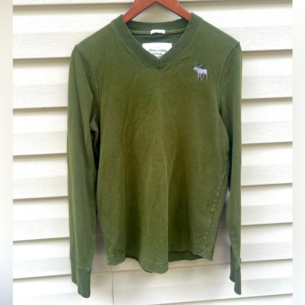 Abercrombie & Fitch size M olive green Moose logo pullover sweater Gorpcore Y2K